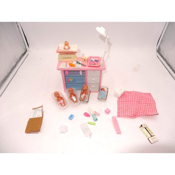 Simba Mini Tiny Baby Doll Lot Medical Nursery with Accessories and Dolls Vintage - Picture 2 of 16